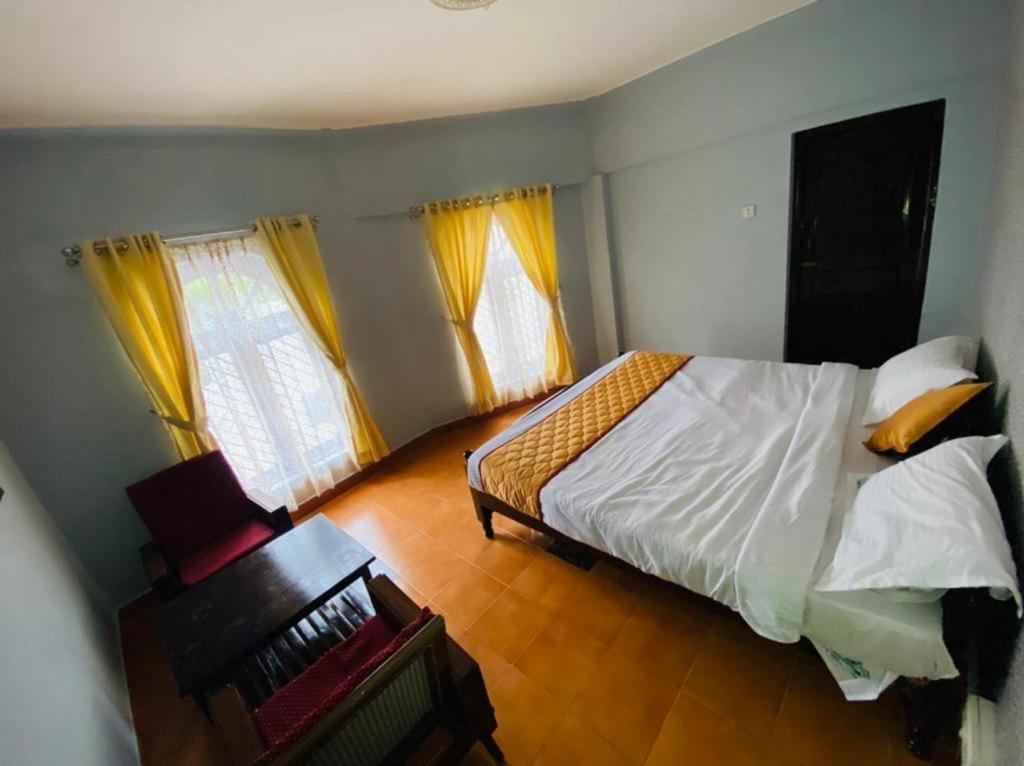Hotel Bob Leisure à Ooty Extérieur photo