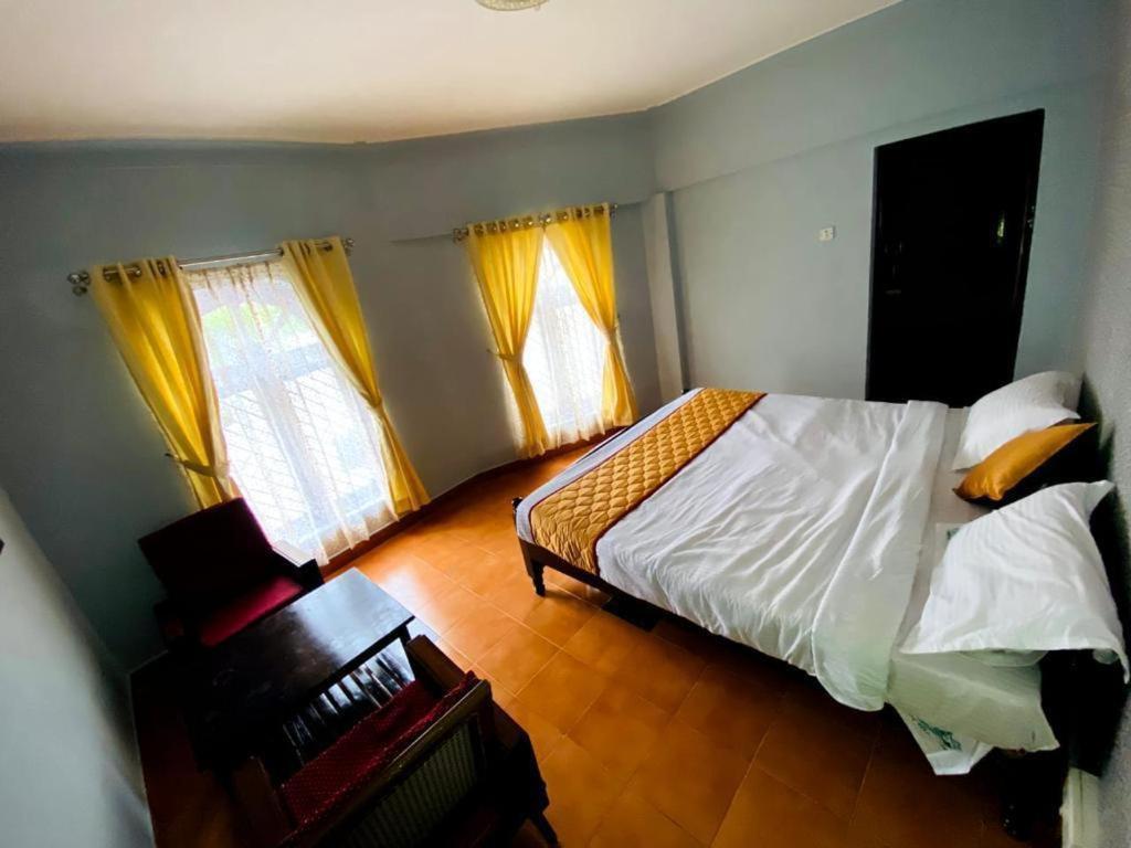 Hotel Bob Leisure à Ooty Extérieur photo