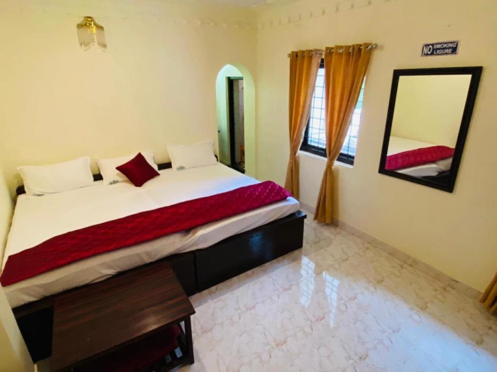 Hotel Bob Leisure à Ooty Extérieur photo